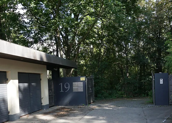 Villa Via Lapis - Panoramablick Ueber Dresden - Garten - Pool - Sauna - Luxus