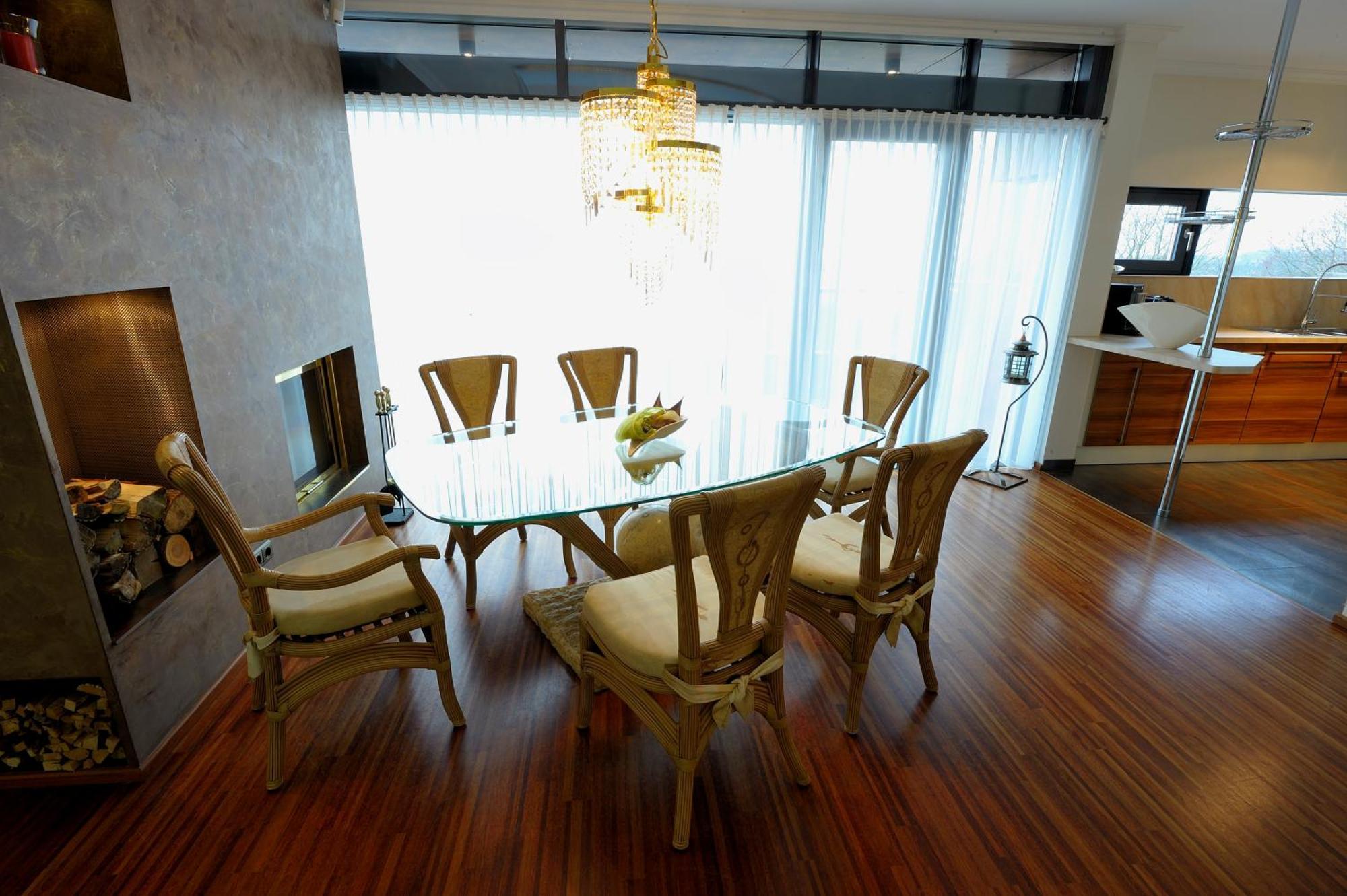Appartement Via Lapis - Panoramablick Ueber - Garten - Pool - Sauna - Luxus Dresden